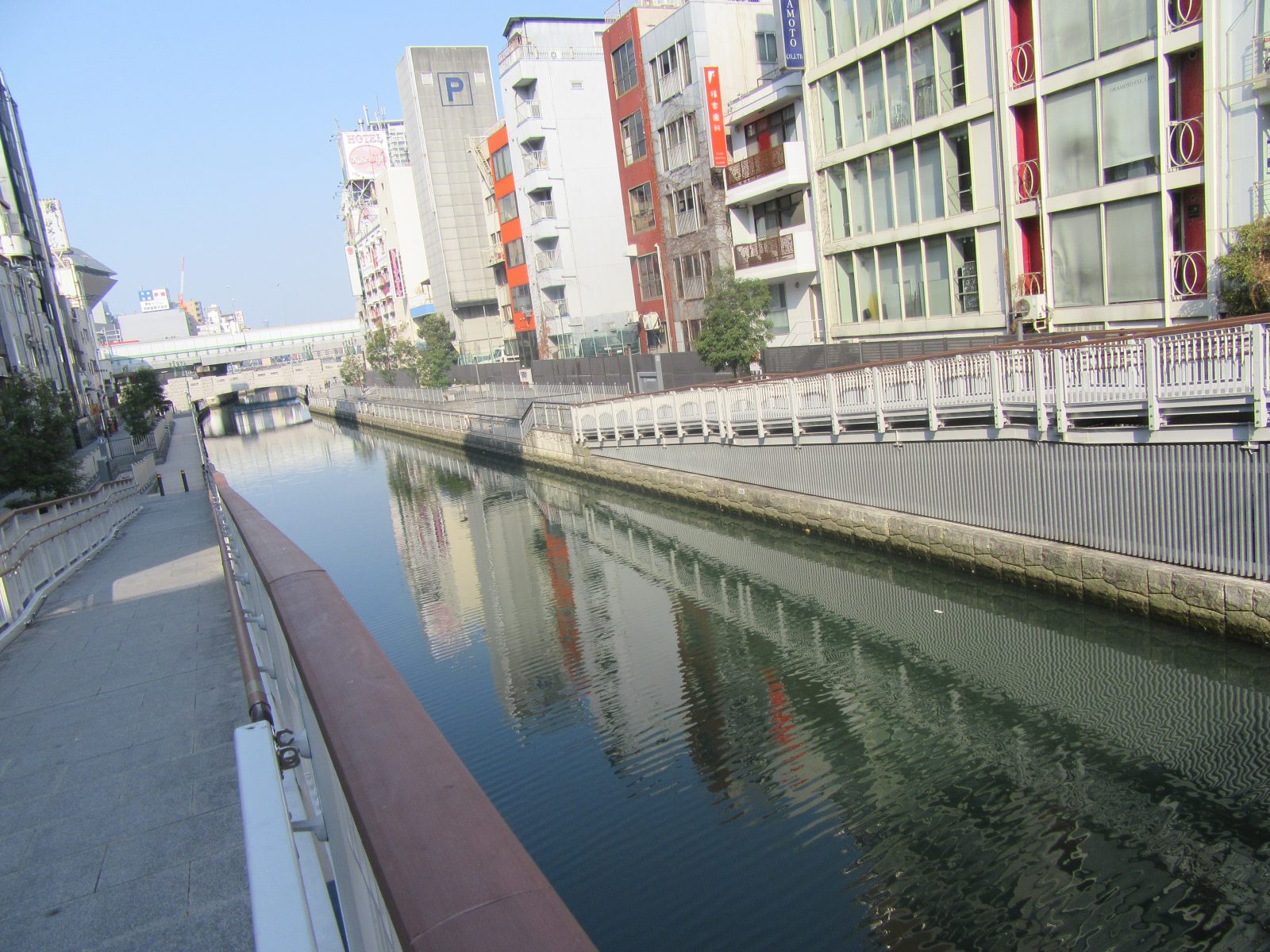 道頓堀 — 観光・旅行