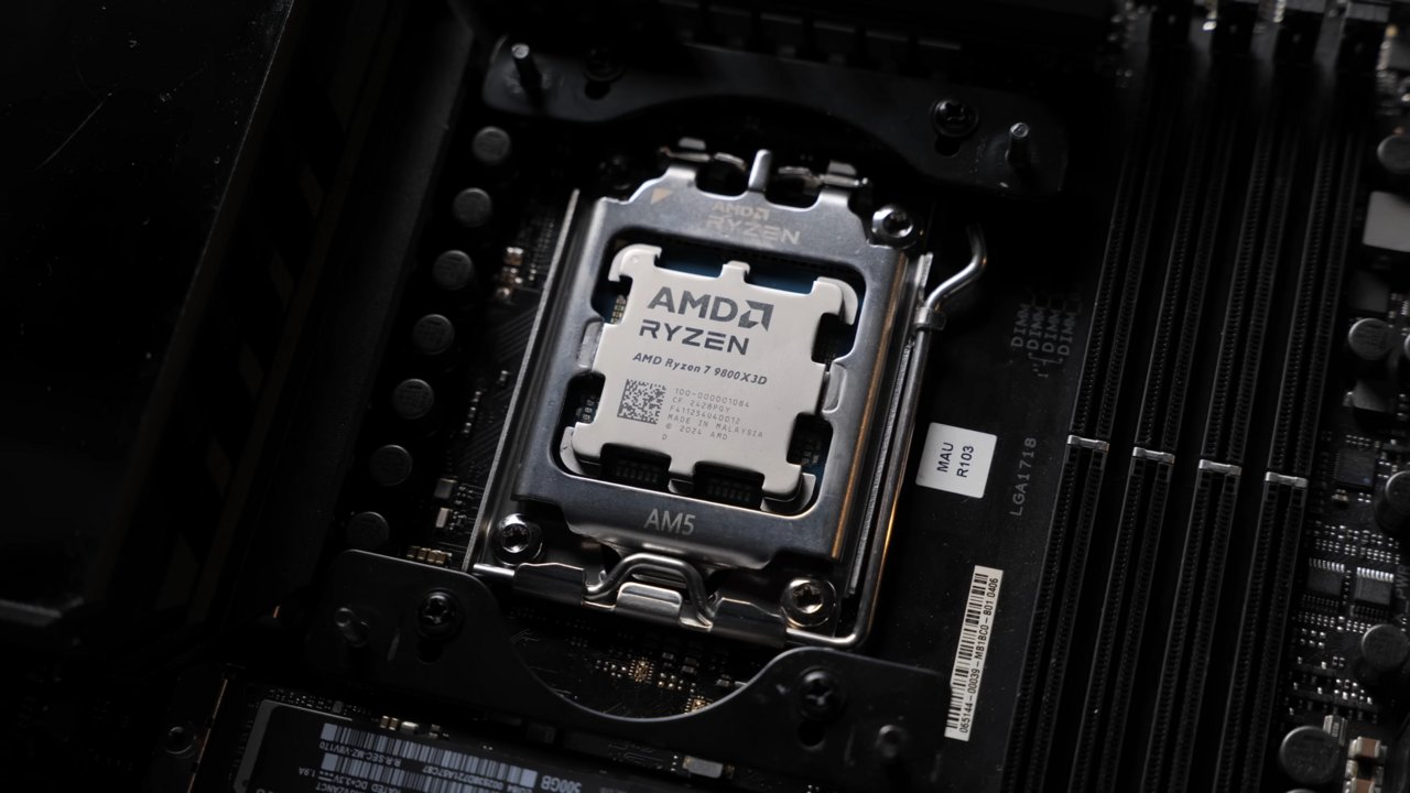 AMD Ryzen 7 9800X3D — AMD — CPU