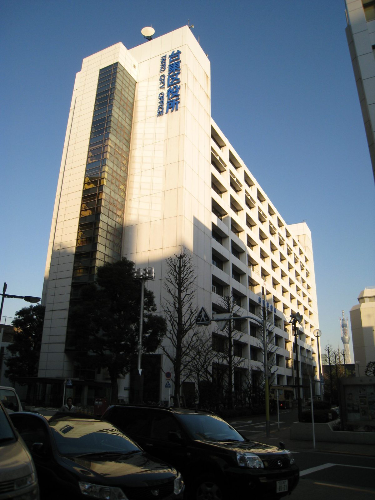 台東区 — エリア情報（地価データ）
